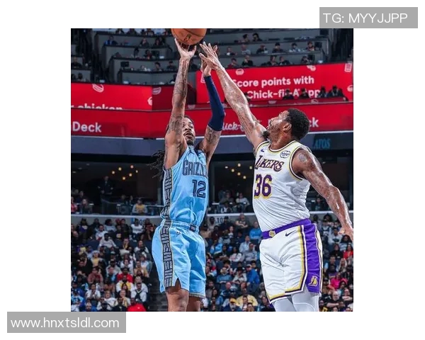 湖人逆转灰熊！东契奇44+12创两纪录，莫兰特14中3，里夫斯全队第一